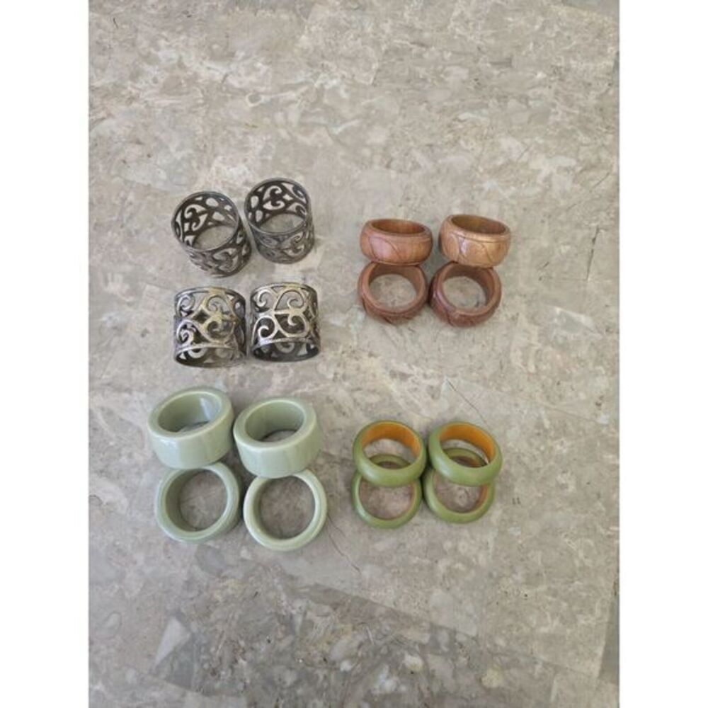Napkin Rings 4‎ Different Styles 4 In Each Set
